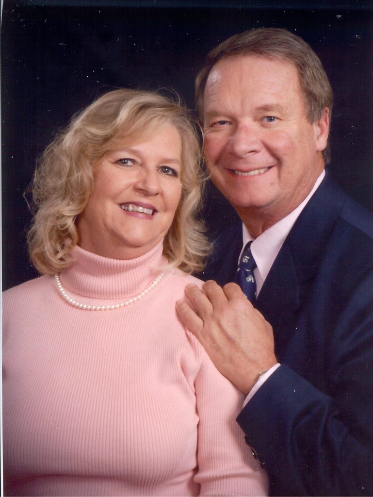 Pastor Steve Farris and Wife Pam